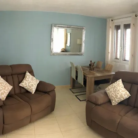 Port Apartment